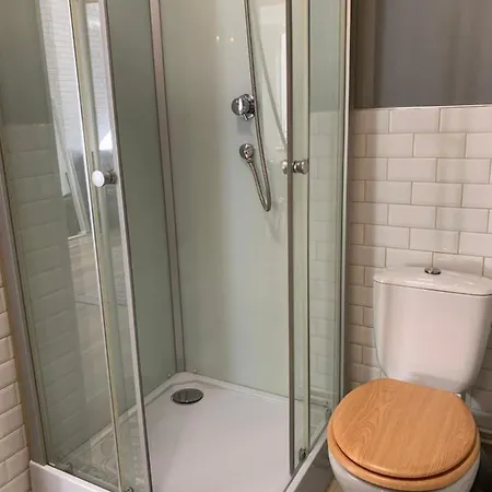 Proche Gare Sncf - Fibre Optique - Wifi Pour Télétravail - Netflix Appartement *