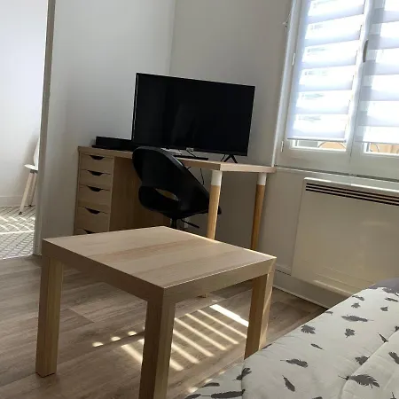 Appartement Proche Gare Sncf - Fibre Optique - Wifi Pour Télétravail - Netflix